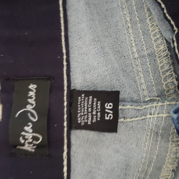 Ariya Jeans (WJ11) - Picture 3 of 5